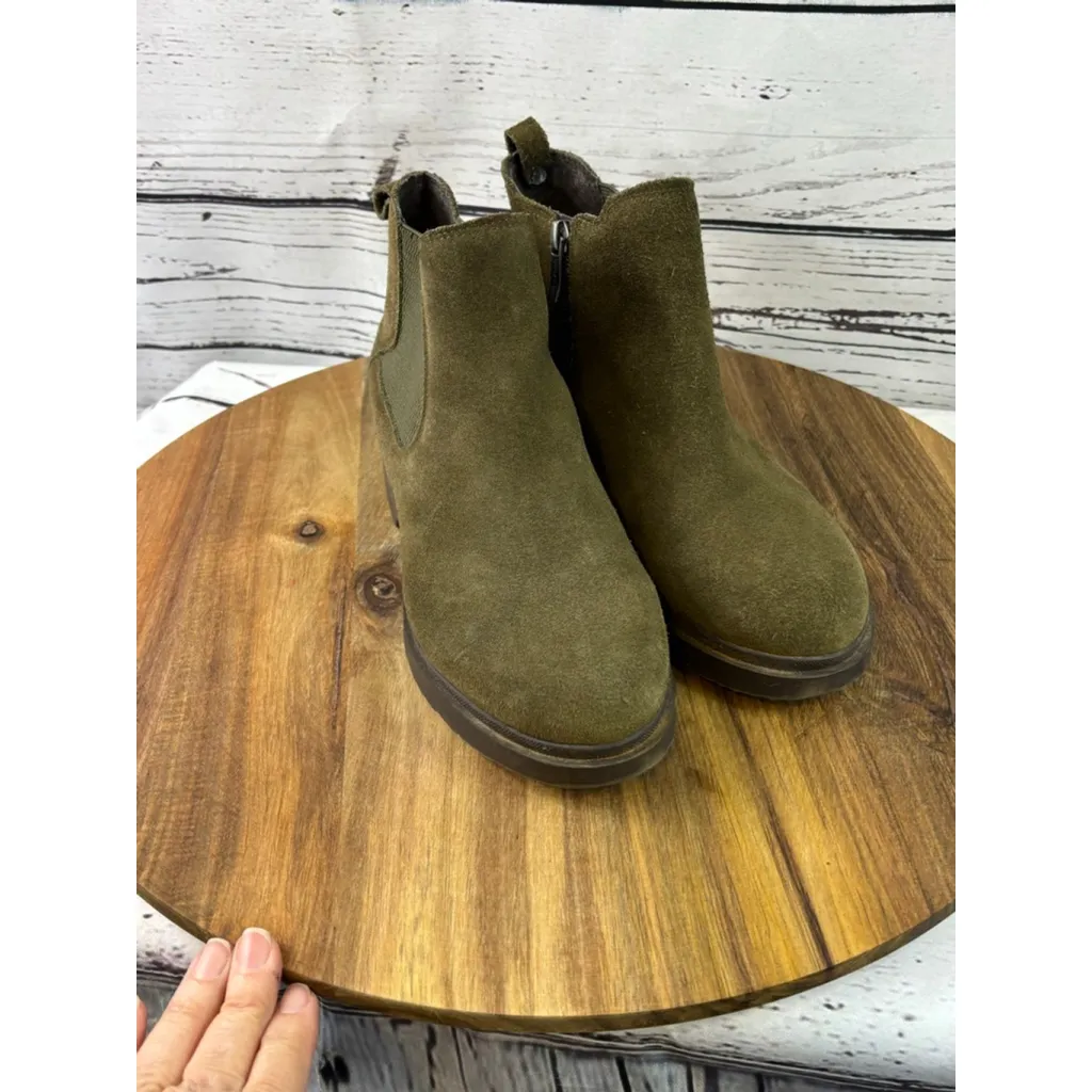 Women's Easy Spirit Martha Stewart Olive Green Suede Ankle Boots 7.5 - Image 7
