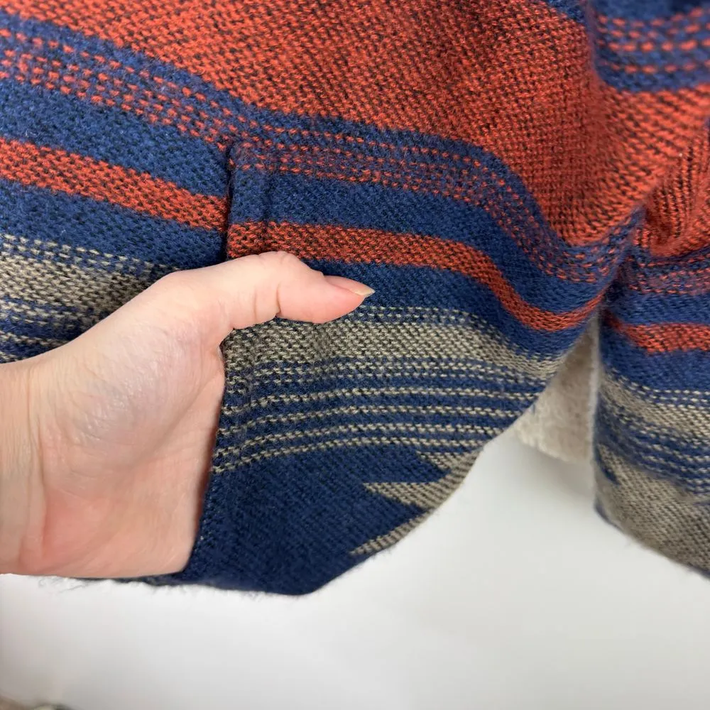 Steve Madden Sherpa Vest Sz XS/S Aztec Print Sleeveless Faux‎ Fur Lined Western - Image 4