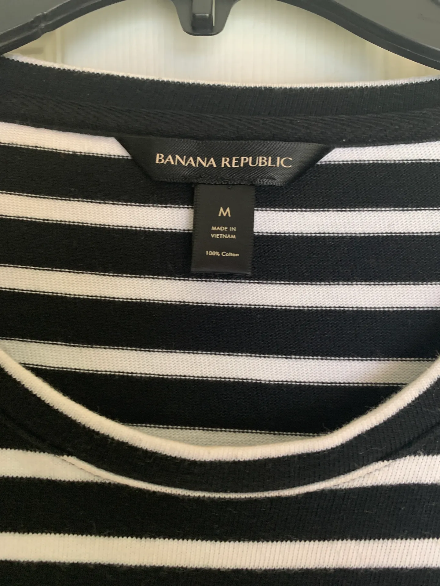 Banana Republic Shirt - Image 3