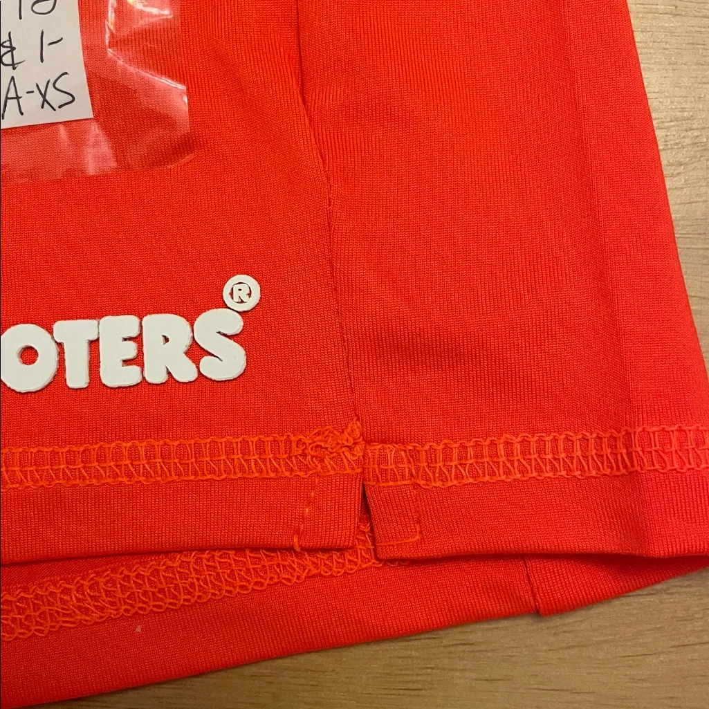 B19-16 New Hooters Uniform Shorts Xs - Image 2