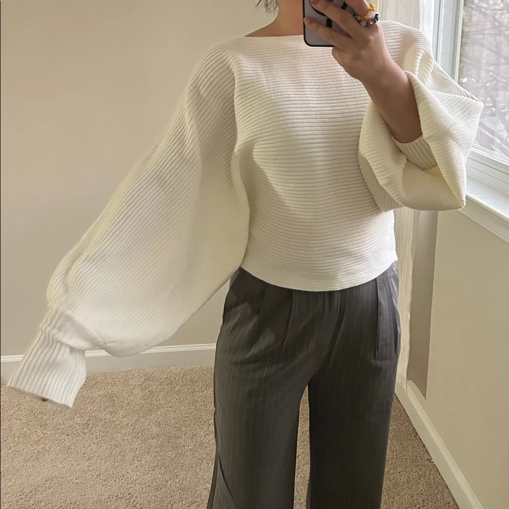 Ribbed dolman balloon sleeve Sweater. M - Image 5
