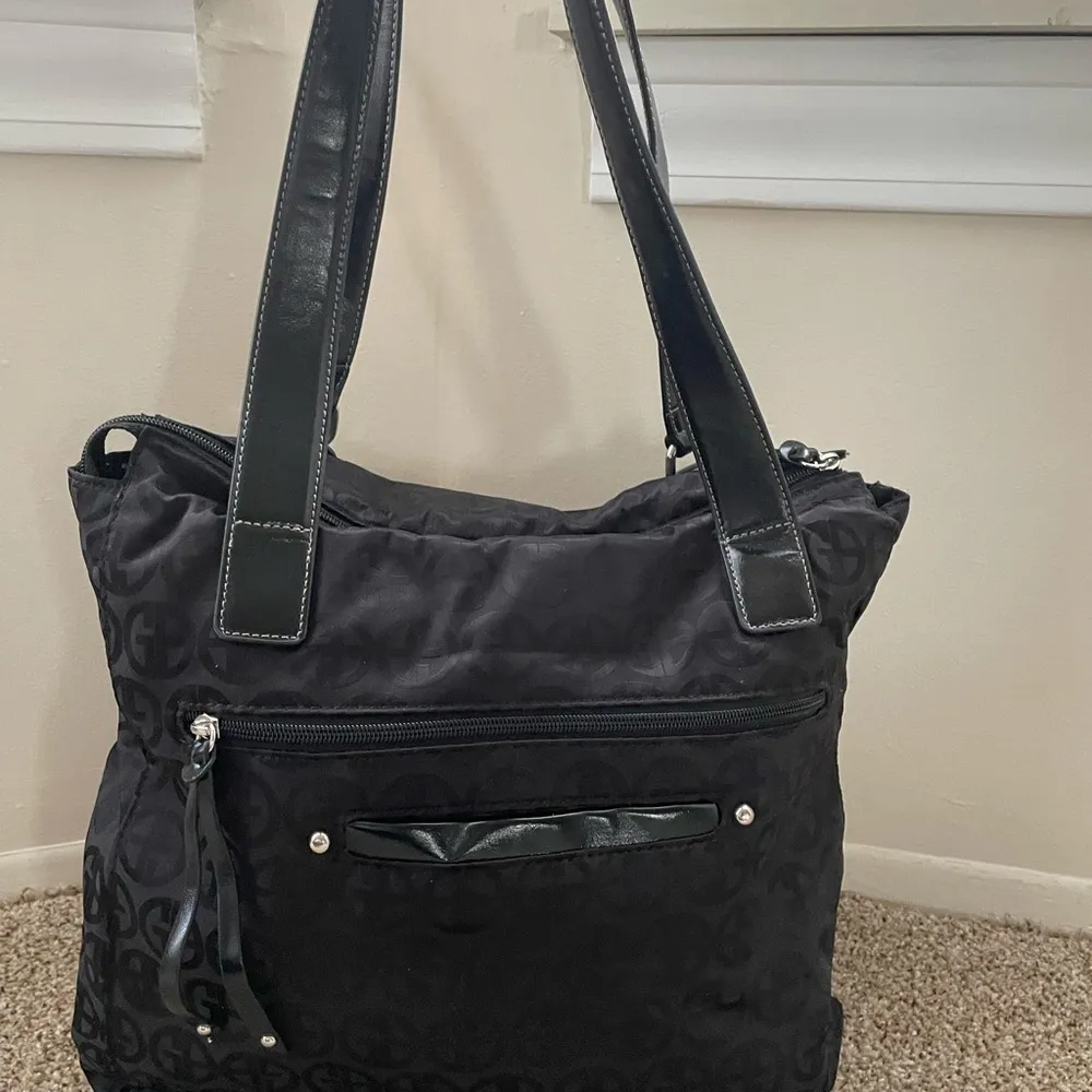 Giani Bernini Black Signature Soft Shoulder Bag Large Purse Tote Shoulder Bag - Image 3