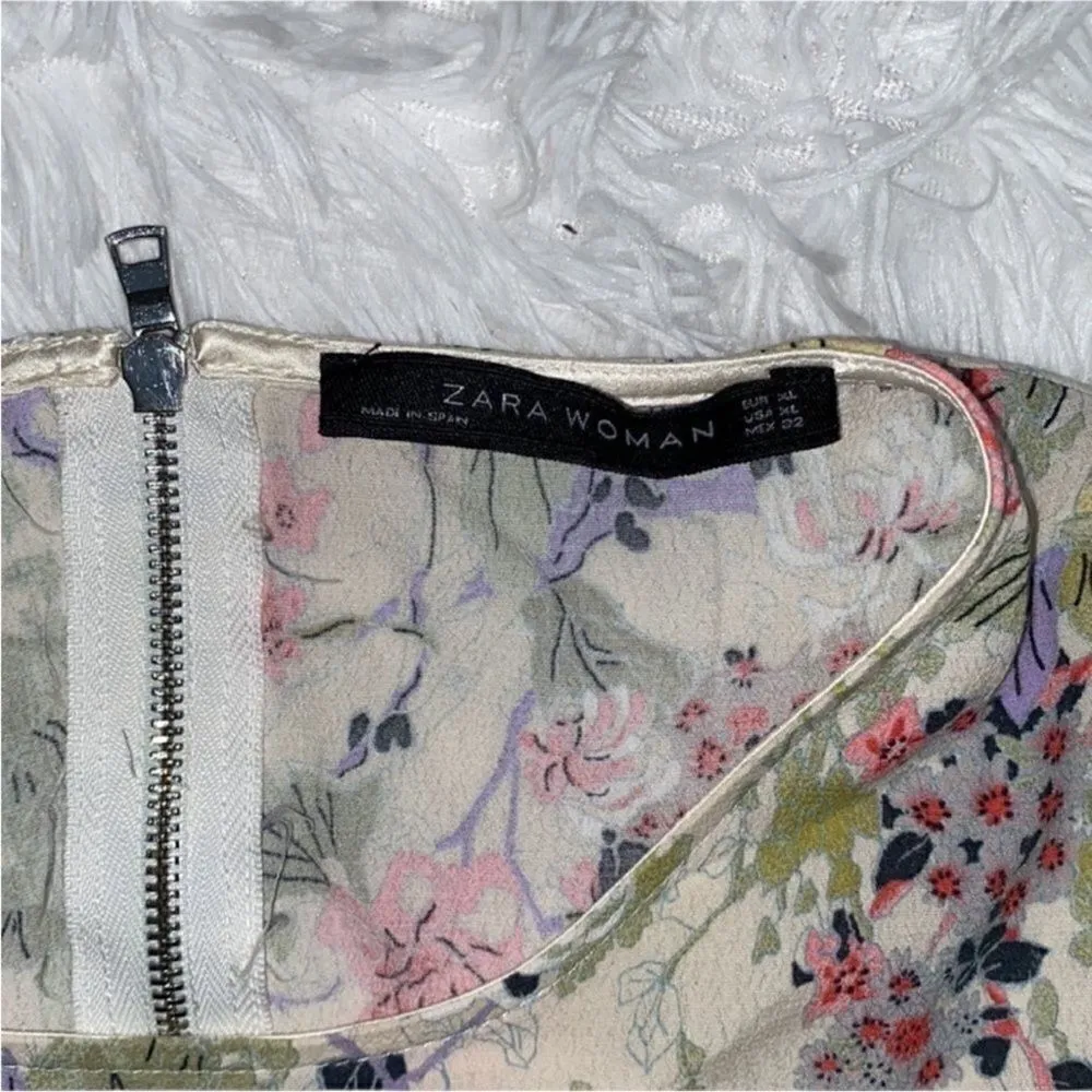 Zara Floral Print Top(Size XI) - Image 6