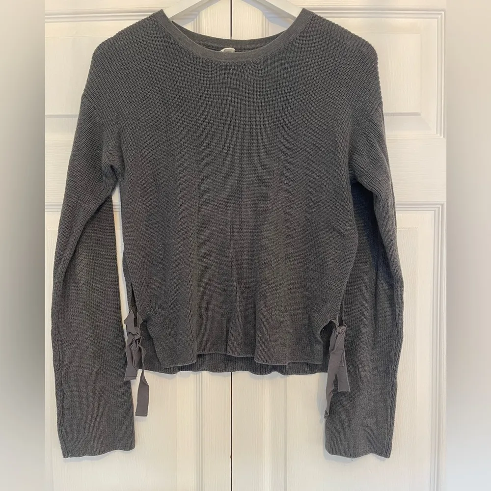 Garage  gray sweater with side slits size small - Image 2