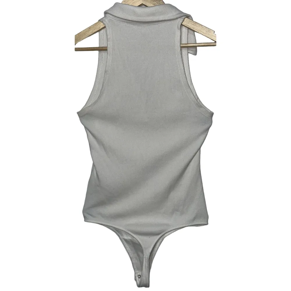 Abercrombie & Fitch Soft AF White Ribbed Cotton Sleeveless Polo Bodysuit Size M - Image 3