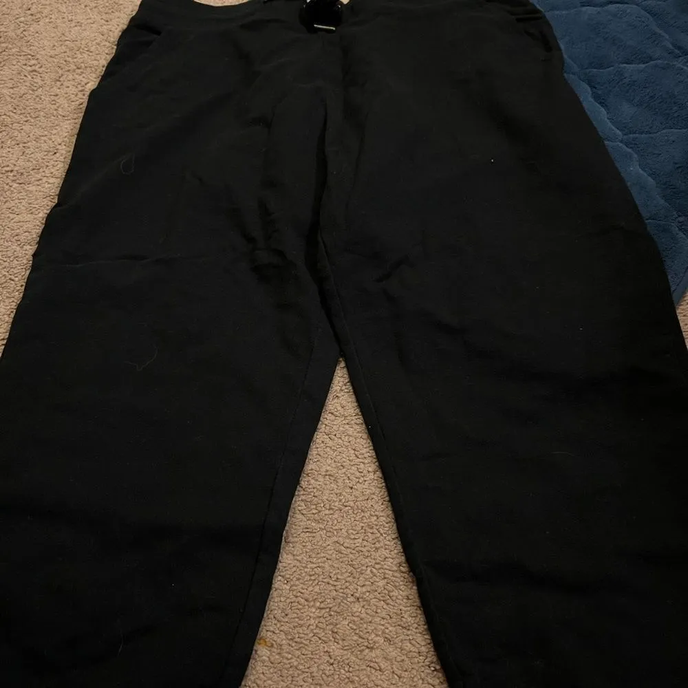 Eddie Bauer large cropped black pants - Image 5