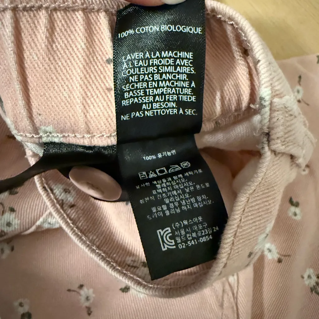 Obey Women's Pink Floral Cargo Pants - Image 10