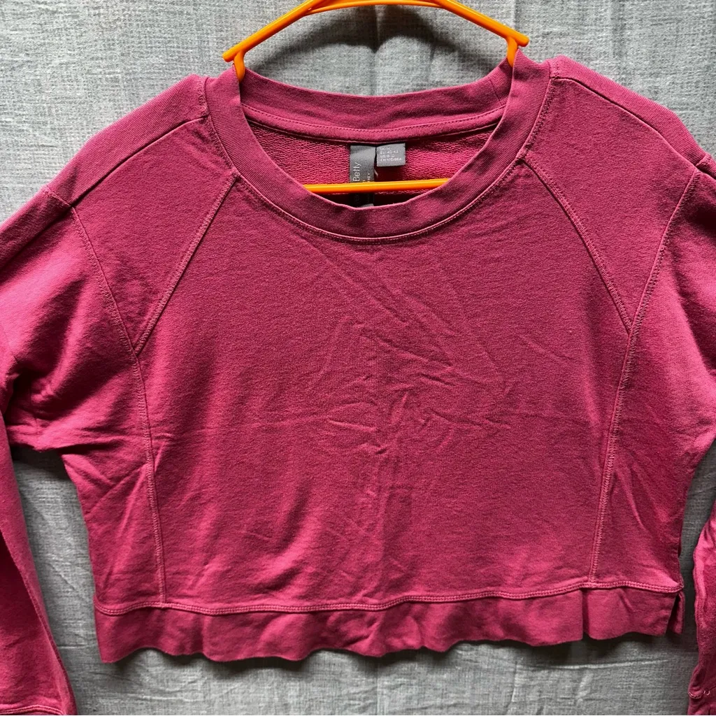 Sweaty Betty After Class Pink Crop Sweatshirt Thumbholes Unique Stiching US 8-10 - Image 2