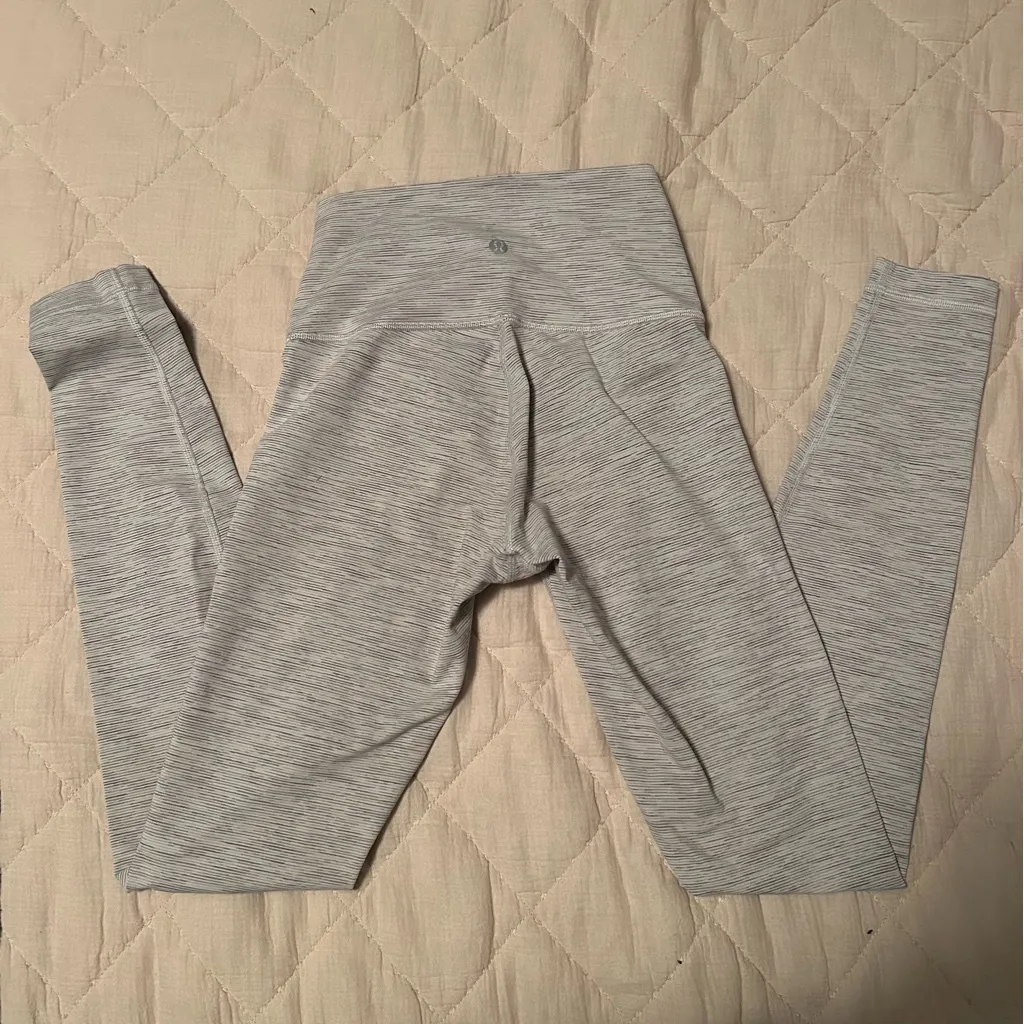 Lululemon  Wonder Under leggings - Image 4