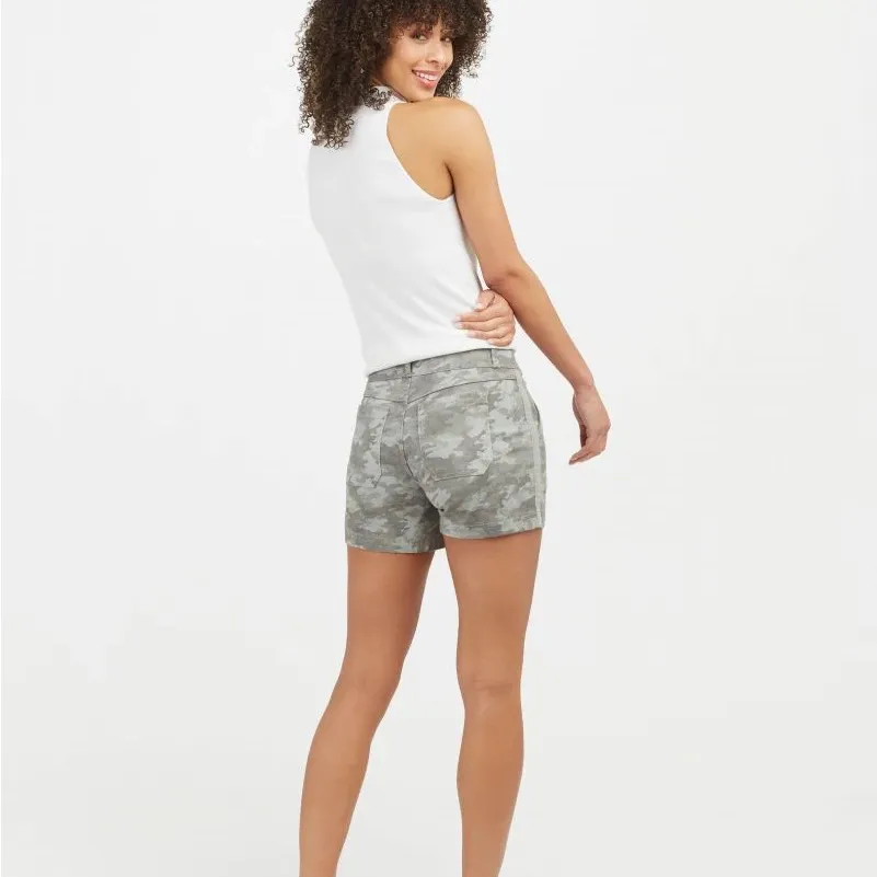 SPANX Stonewashed Camouflage Pull On Shorts Modern Fit - Image 4