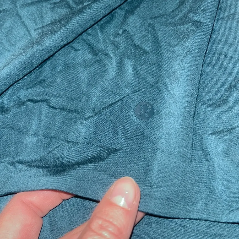 LULULEMON SERIOUSLY SOFT TURTLENECK BODYSUIT - Image 3