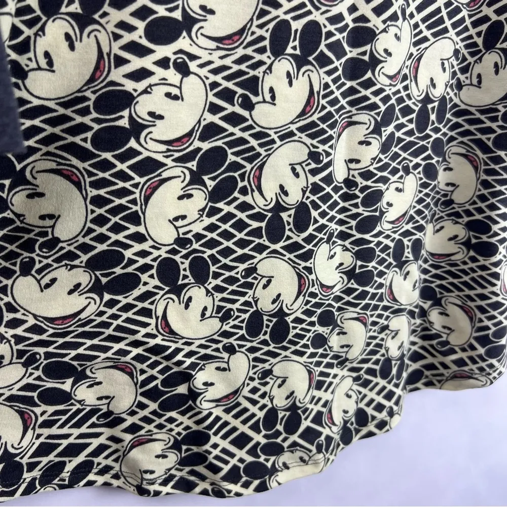 LuLaRoe Disney Randy Shirt Mickey Mouse Gray Raglan 3/4 Sleeve Tee S - Image 8