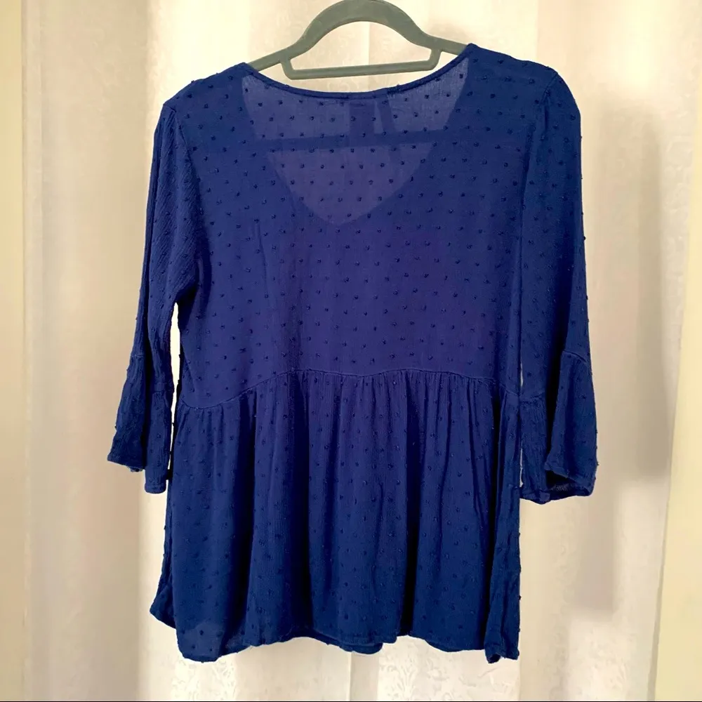 LIV LOS ANGELES Embroidered Top Sz:M Blue Size M - Image 2