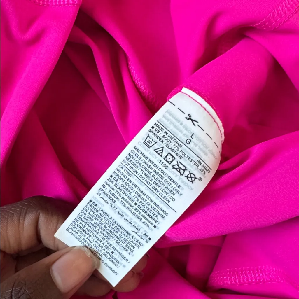 Old Navy Active Pink Powersoft Bike Gym Shorts SIZE L - Image 4