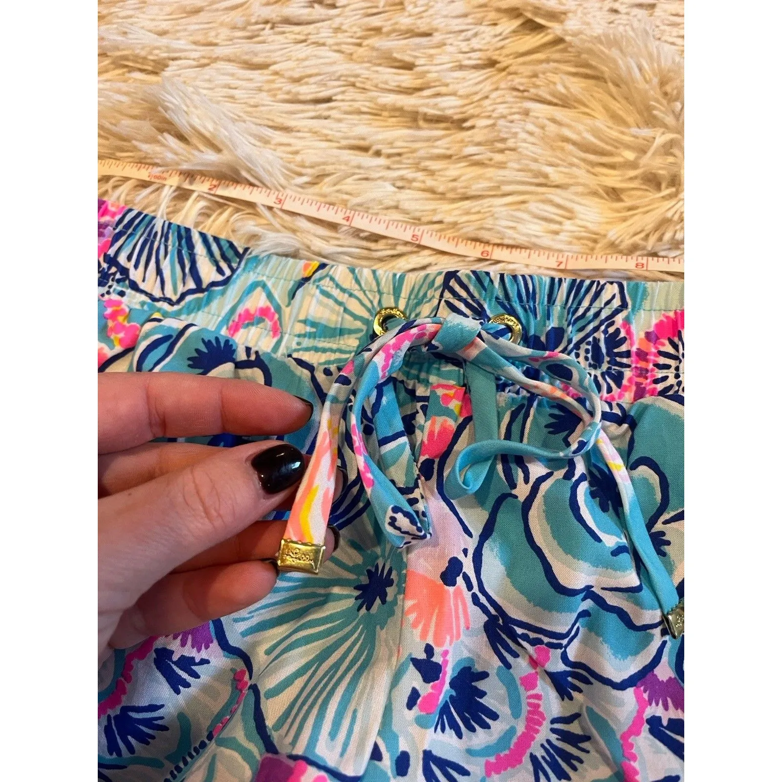Lilly Pulitzer  Shorts Small Pull On Drawstring EUC Viscose Polyester Trim Detail - Image 5