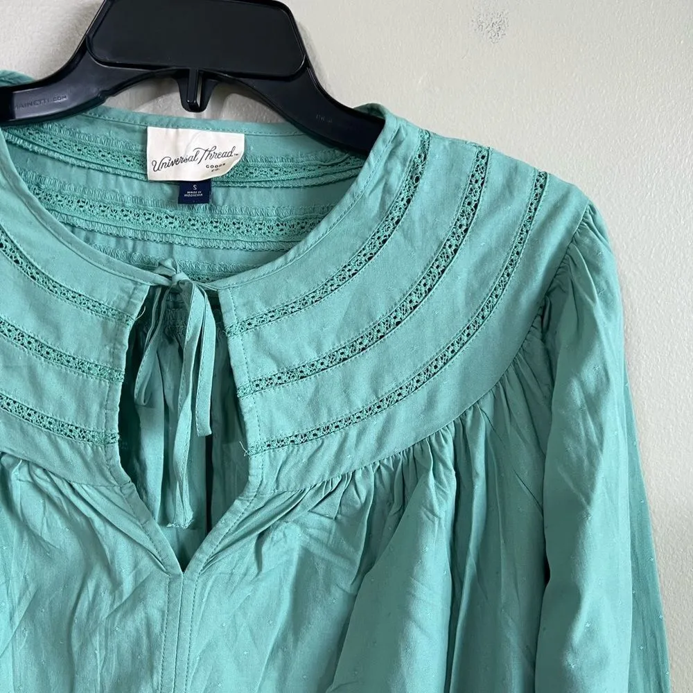 Universal thread small blouse - Image 2