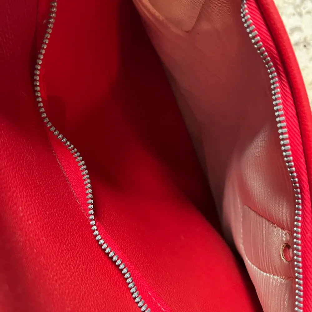 Vintage Samsonite 15" Carry On Shoulder Luggage Red Leather Bag - Image 8