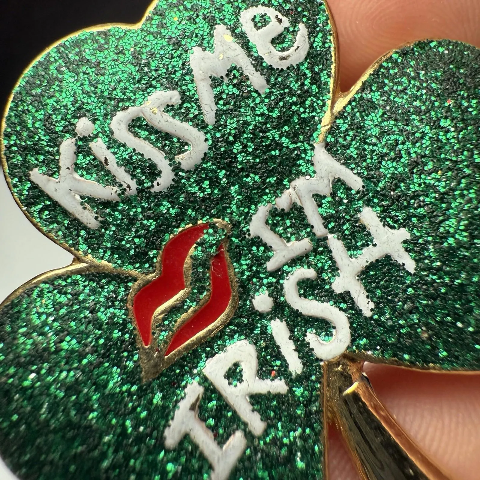 Kiss Me I’m Irish Three Leaf Clover Shamrock Brooch Pin St Patrick’s Green - Image 7