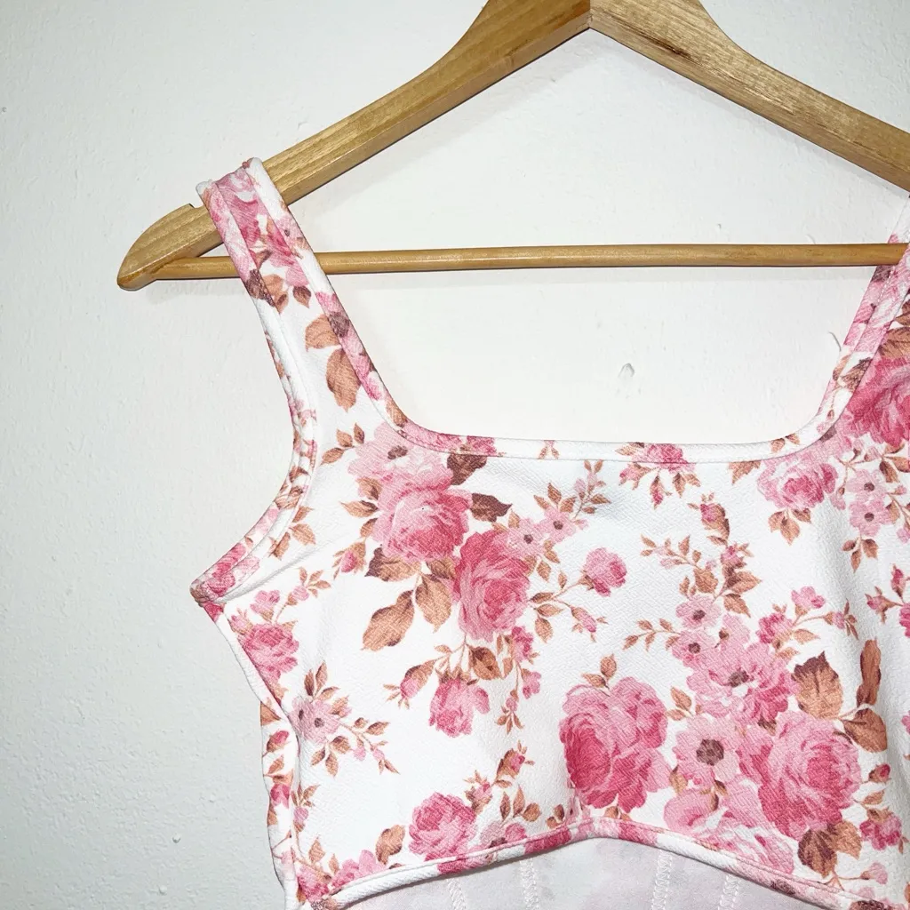 Shein floral corset style crop tank top bundle - Image 7