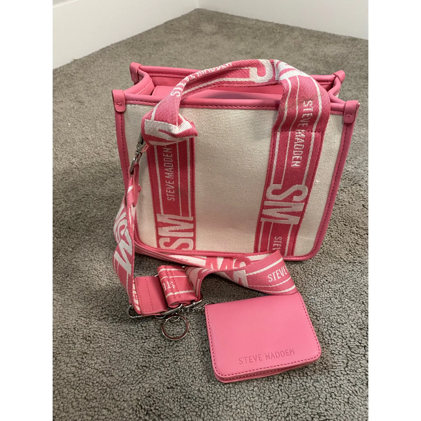 New Steve‎ Madden Shoulder Tote Bag with Matching Wallet - Image 3