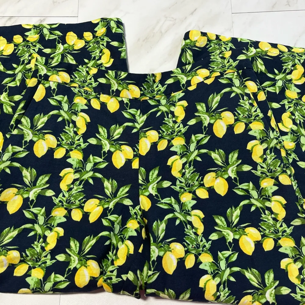 Loft fluid linen blend lemon cropped pants medium petite - Image 3