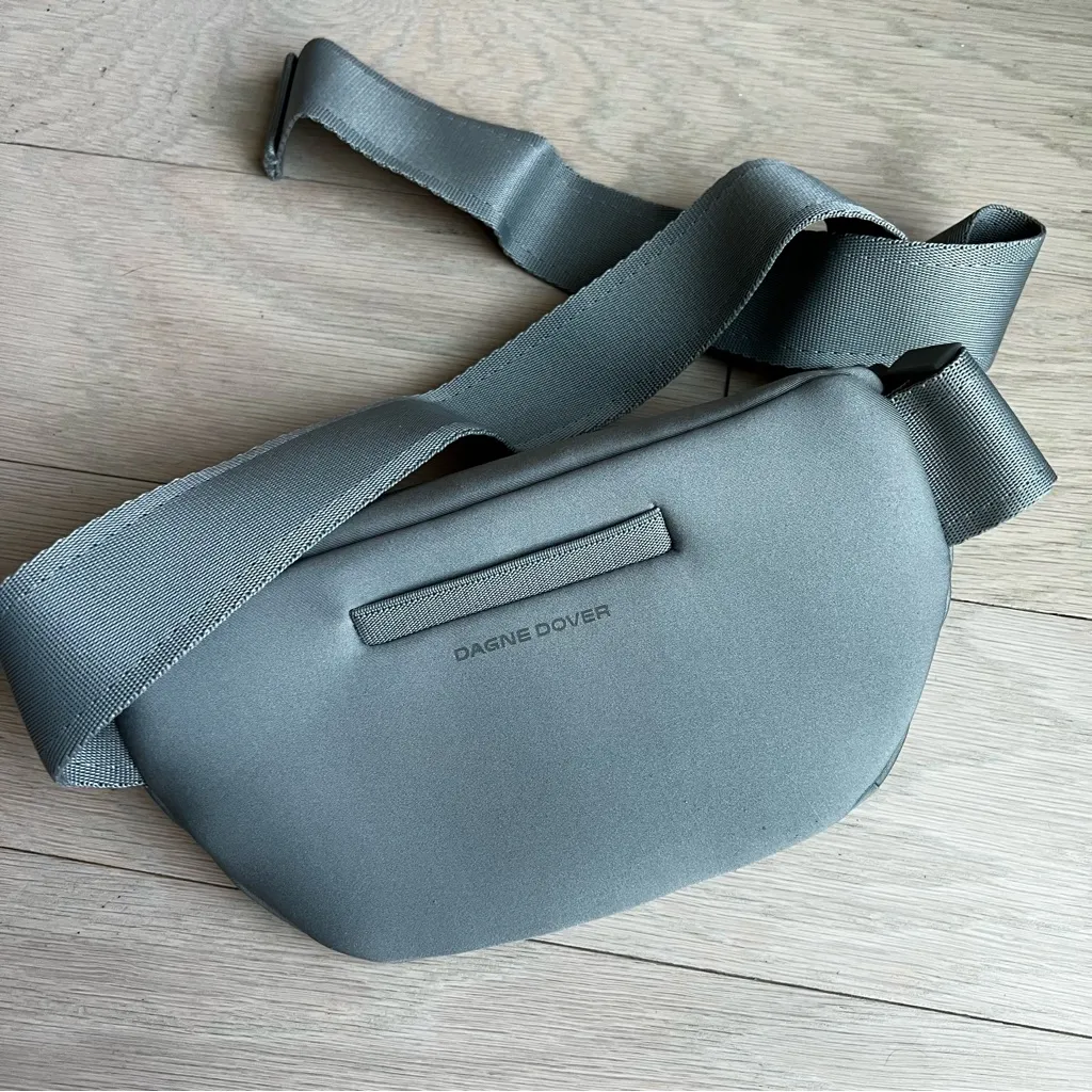 NWOT Dagne Dover Ace Fanny Pack Bumbag in Gray - Image 3