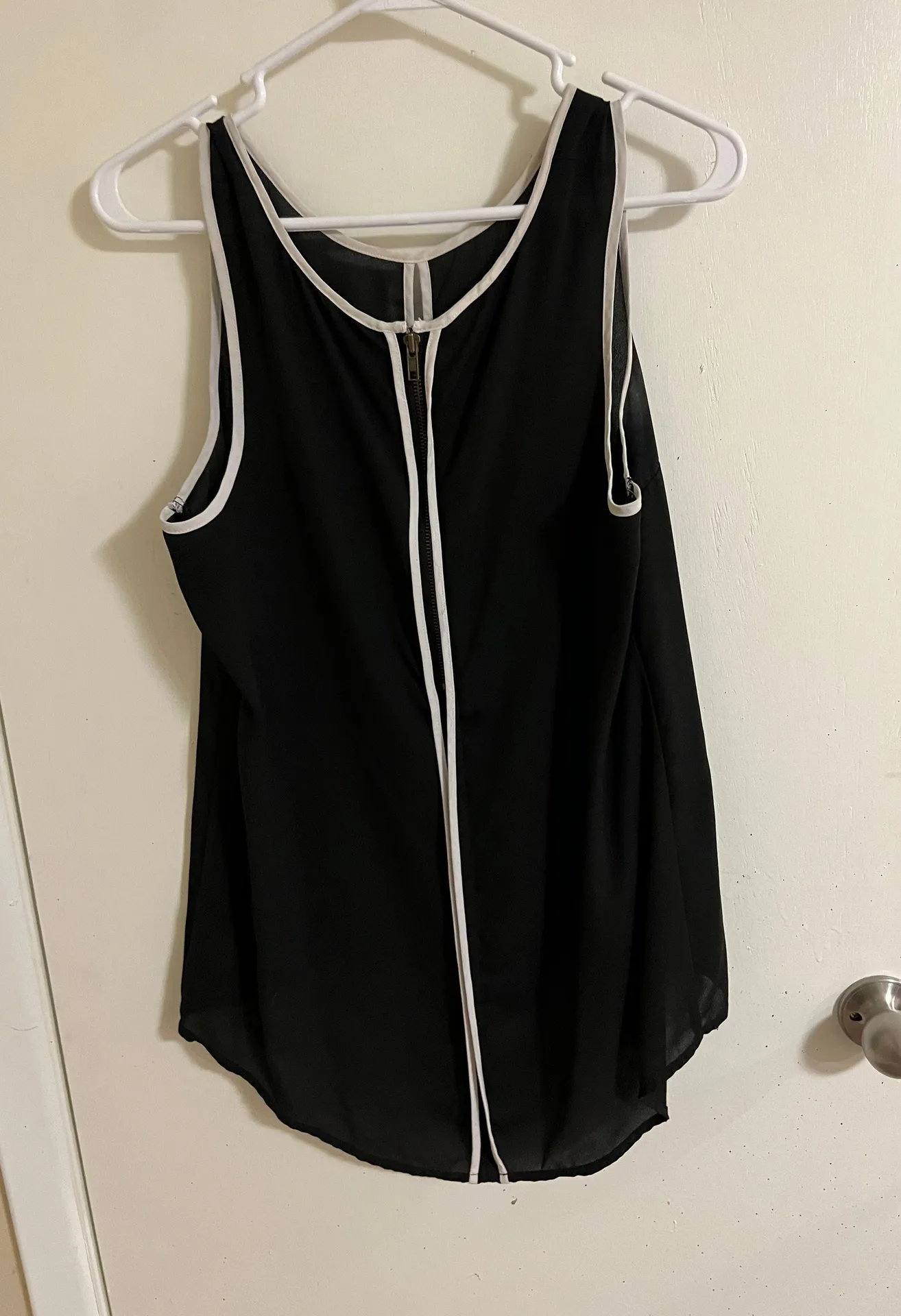 Studio Y Sleeveless Top (two!) - Image 2