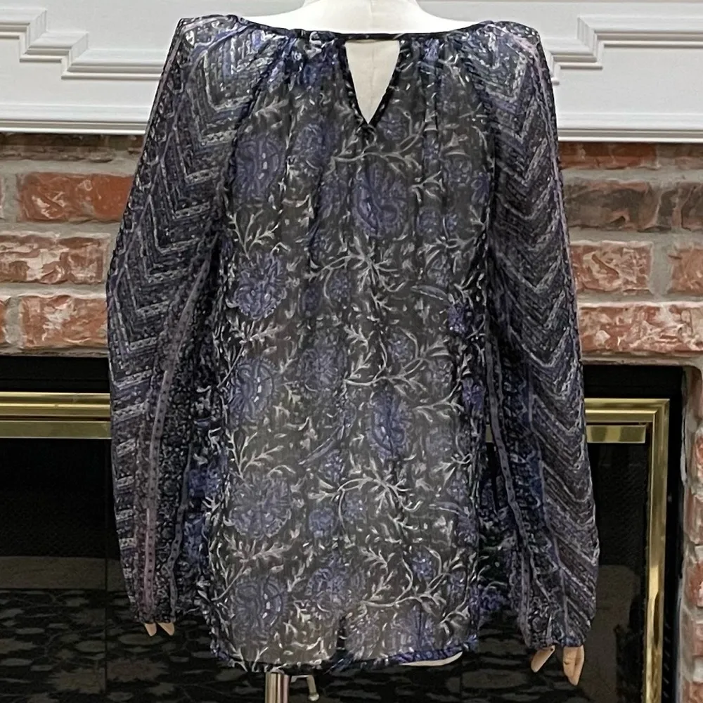 Lucky Brand navy blue ivy print sheer long sleeve top / S / Excellent condition - Image 4