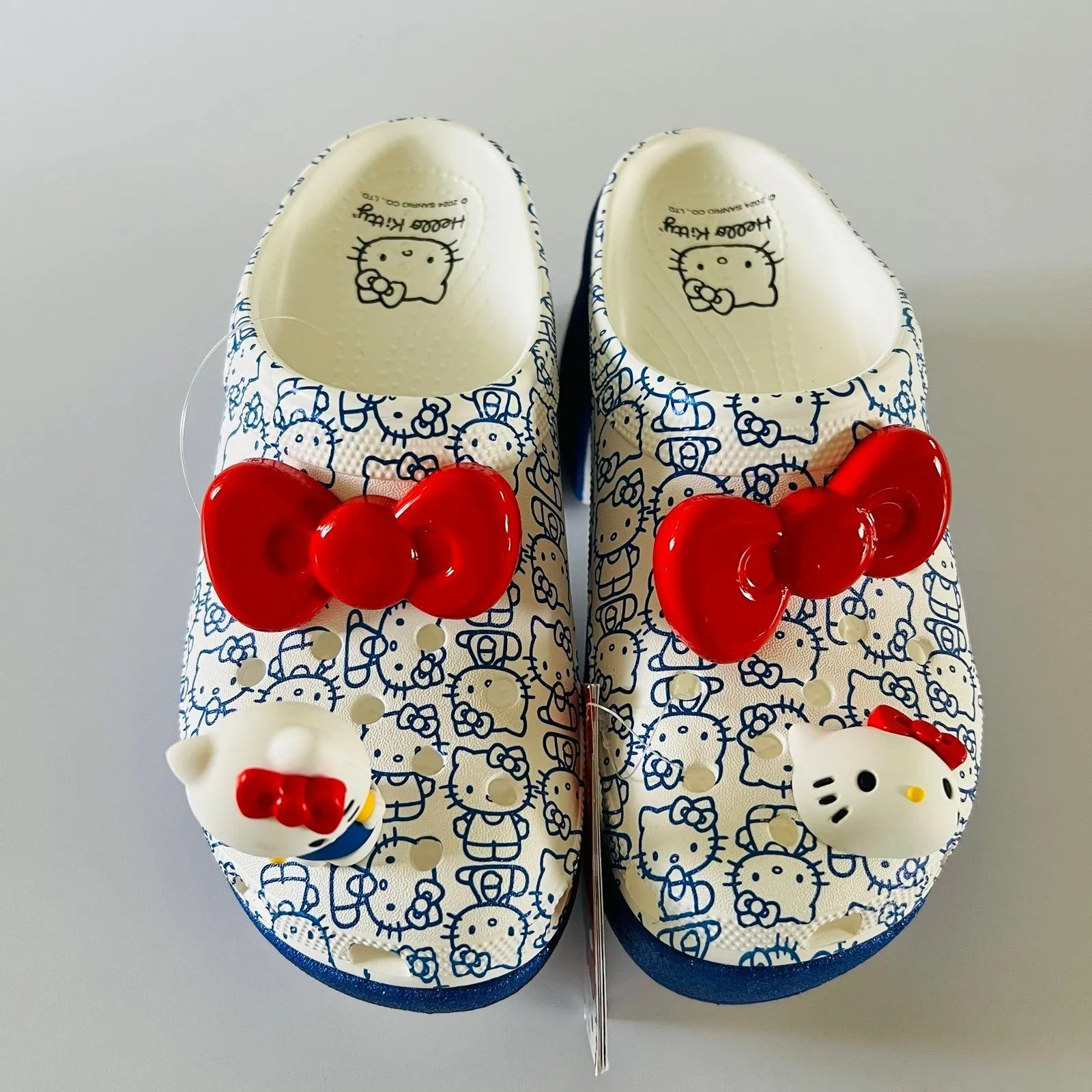 CROCS Hello Kitty Glitter Blue White Siren Clog - US 8 - Image 2