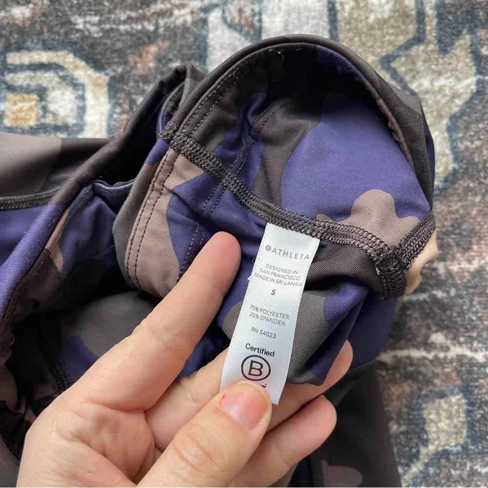 Athleta Ultimate Stash Printed 7/8 Tights Mantra Print Blue - Image 4