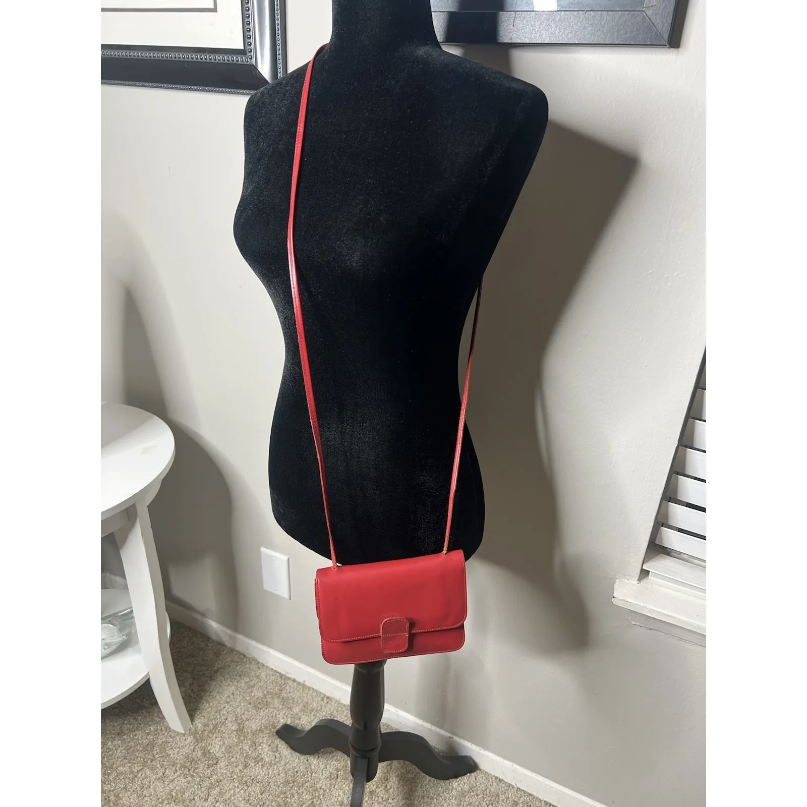 Vintage Genuine Red Leather 1970s Crossbody Bag Handmade In Brazil - Image 5