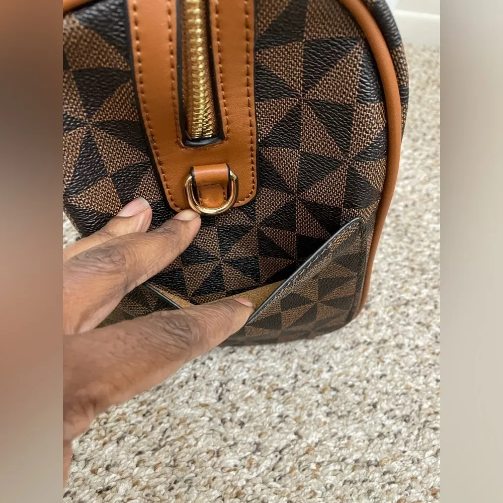 Vegan Leather Brown Handbag With Wallet - Image 5