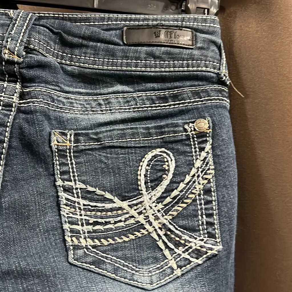WallFlower Jeans, Skinny, Size 1 Blue - Image 3