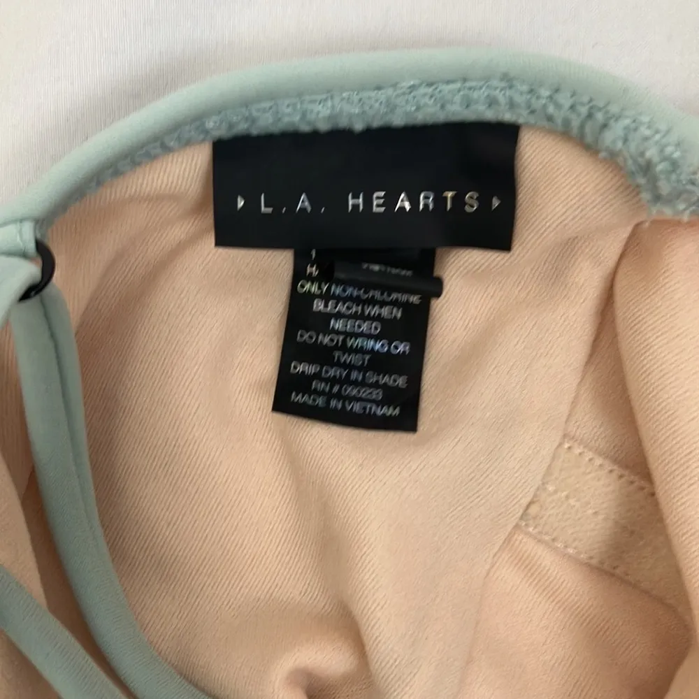 L.A. Hearts Mint Green One Piece Swimsuit woman’s size small - Image 6