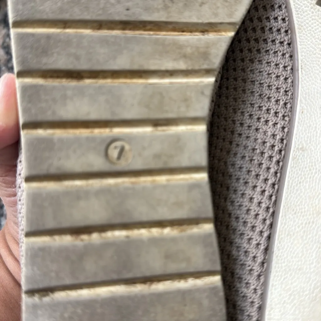 EILEEN FISHER Womens Taupe Beige Lightweight Naomi 2 Slip On Ballet Flats Size 7 - Image 7