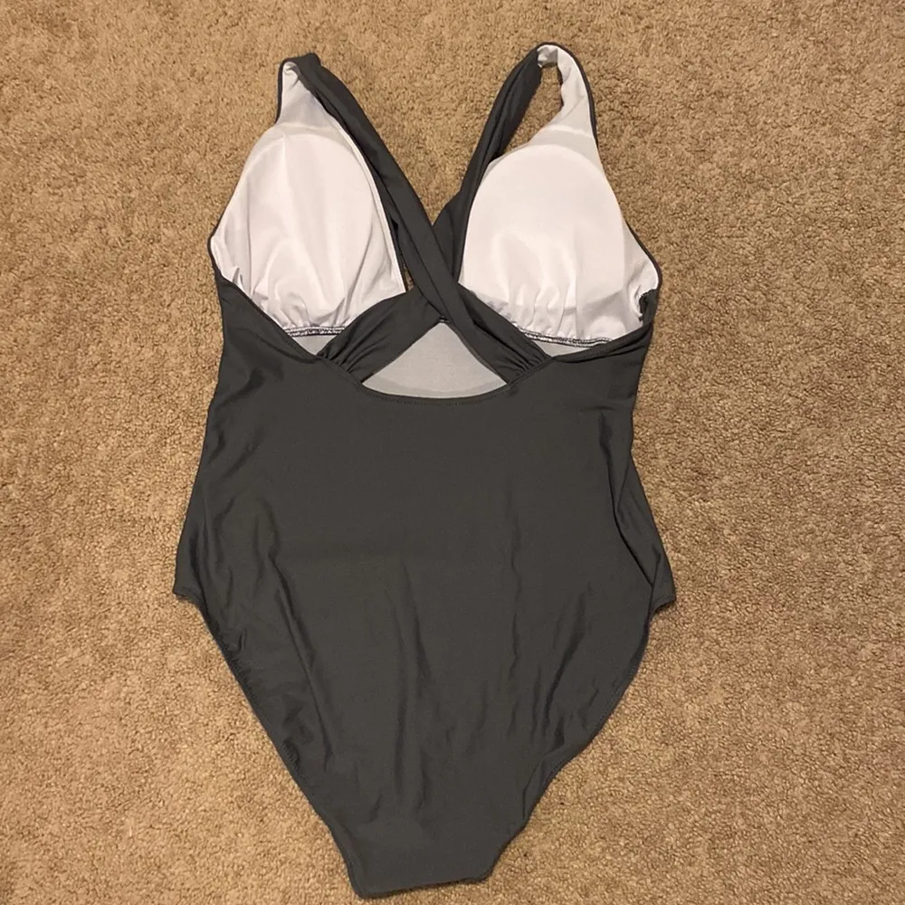 Grey Plunge Tummy Control One Piece Swimsuit Size XL - Image 5