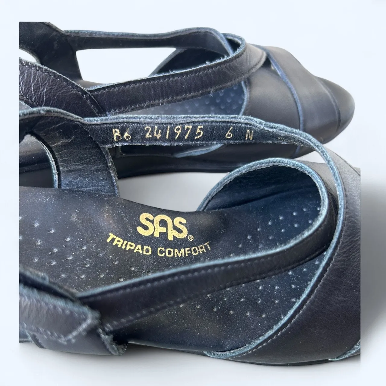 SAS Caress Cross Strap Wedge Sandal Black Women's Size 6 N Comfort Shoes - Image 7