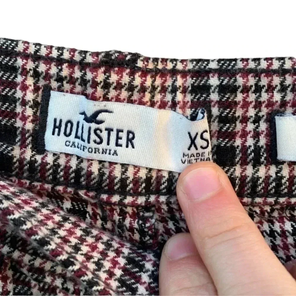 Hollister checkered pants size extra small - Image 2