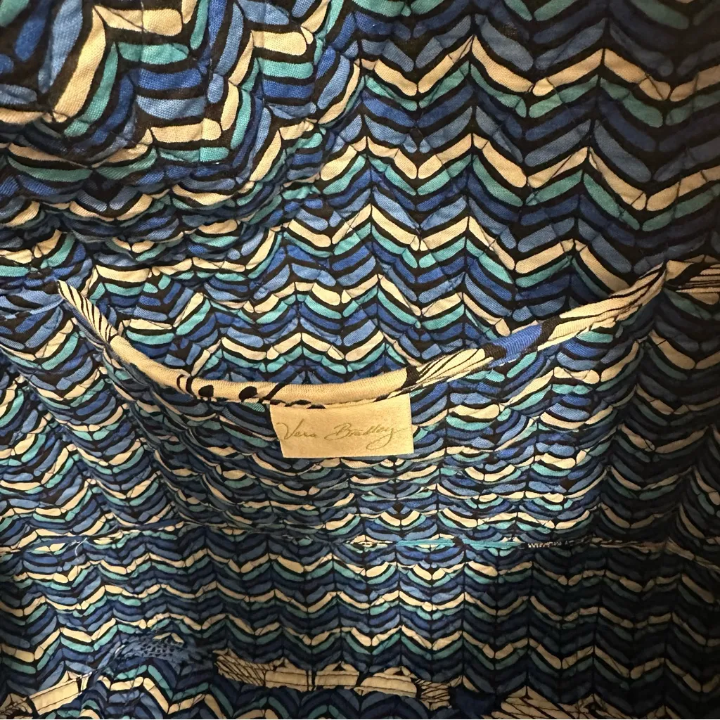 Vera Bradley Medium Blue Bayou Shoulder Duffle Bag NWOT - Image 9