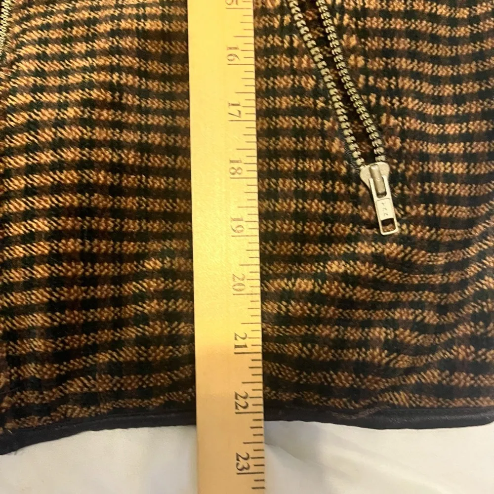 Millers polartec brown and black vest in large - Image 7