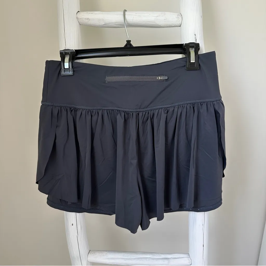 Soothfeel Grey Flowy Athleisure Shorts Size Medium Gray - Image 2