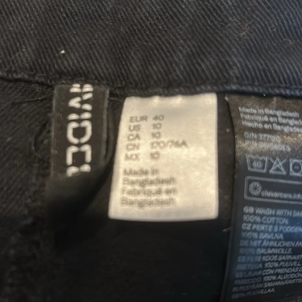 3/$15 DIVIDED black denim mini skirt - Image 5