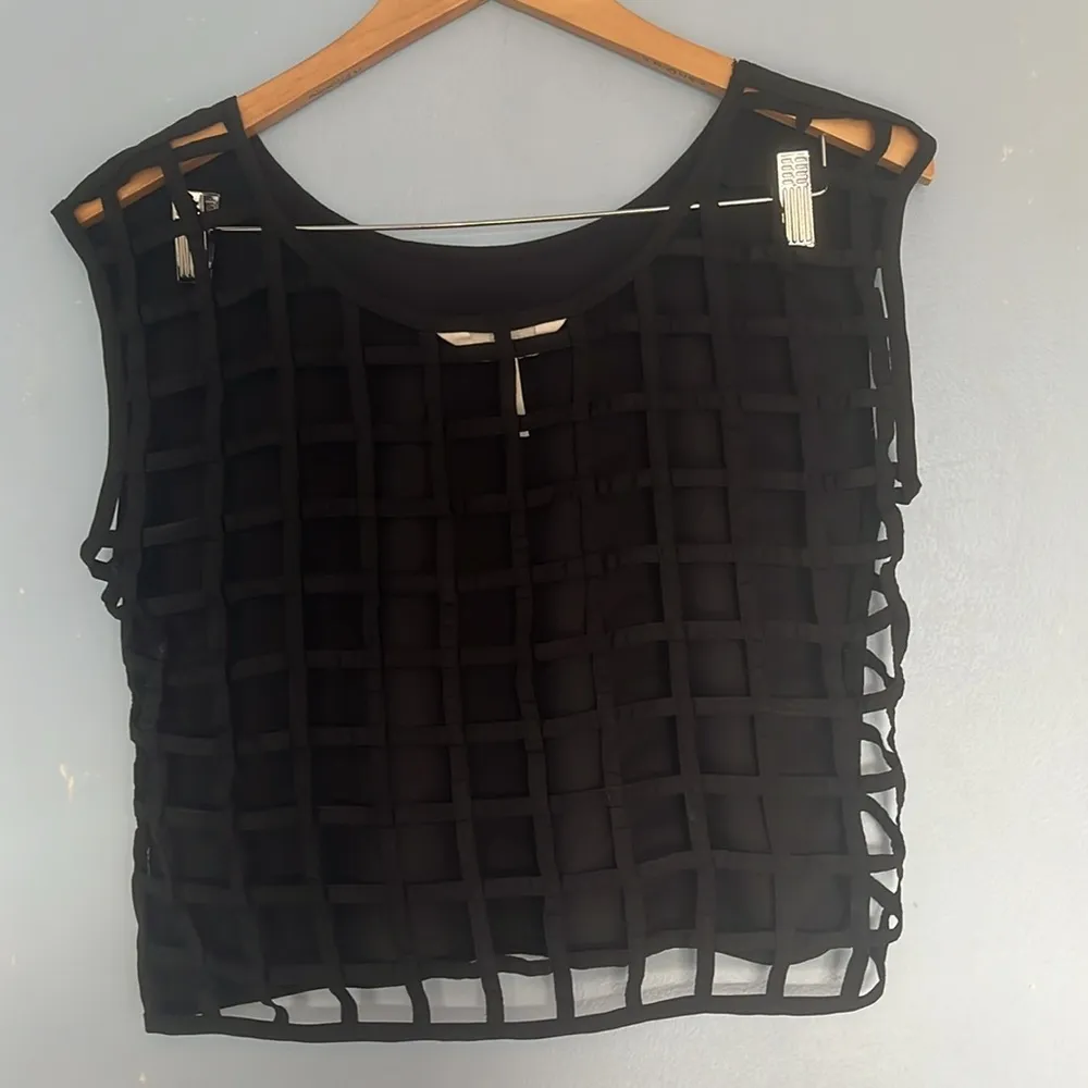 Black Poppy  Short Cap Sleeve Open Cage Back Thin Going Out Top - Image 2