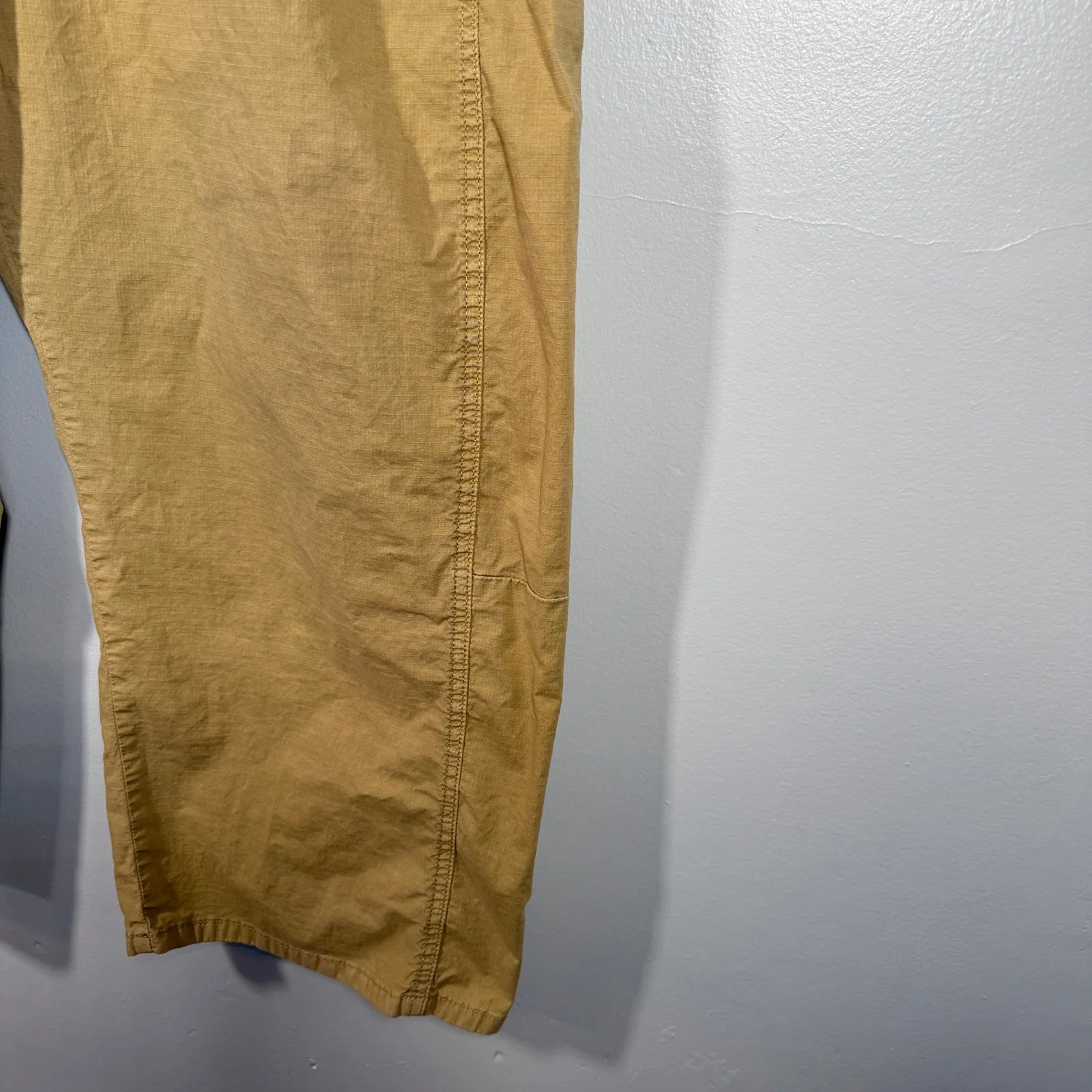 Anthropologie Pilcro Kenna Mid-Rise Heritage Barrel Pants Khaki Plus Size 34 - Image 5
