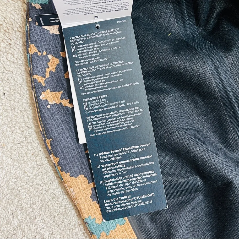 NWT North Face A-Cad Futurelight Jacket steep series womens coat size Small - Image 10