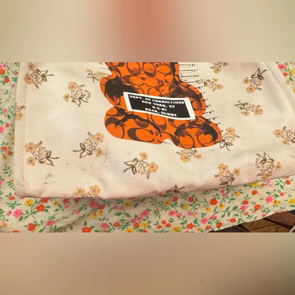 Coach Floral Canvas Tote - Cream and Brown - Image 11