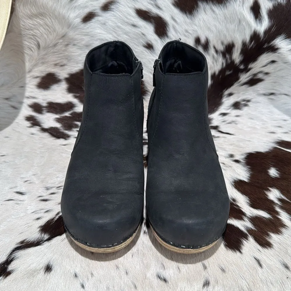 Dansko Maria Ankle Booties Size 37/US 6.5-7 B56 - Image 4
