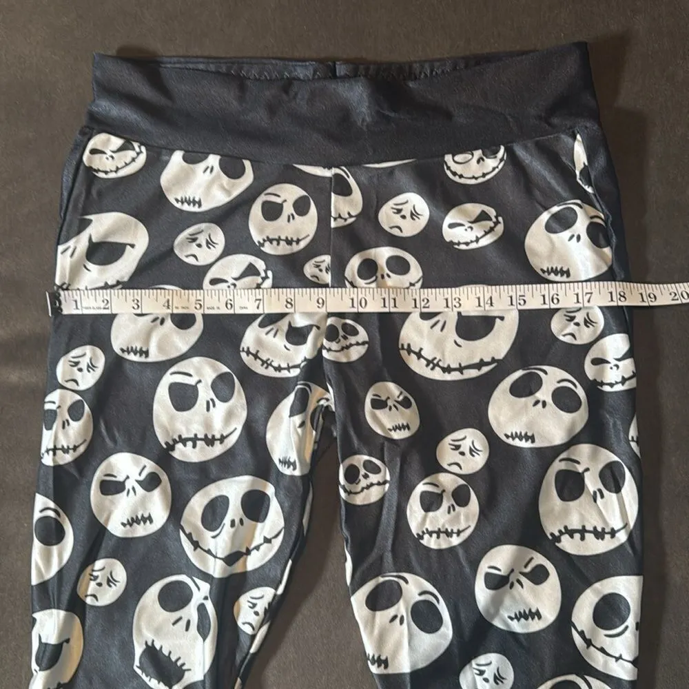 Women Nightmare Before Christmas Skulls Short Knee Length Leggings Size L/XL NEW Black Size L - Image 5