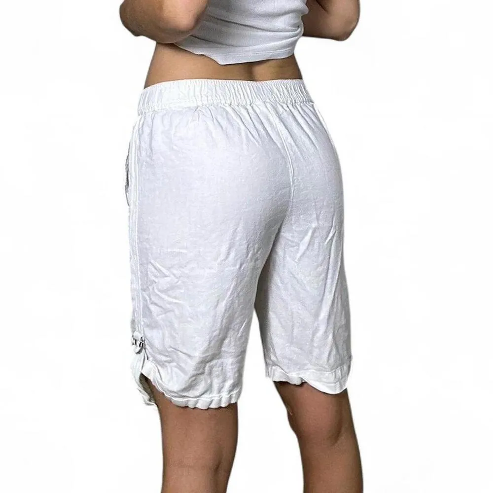 White linen cargo shorts with adjustable waistband and pockets #linenlove - Image 4