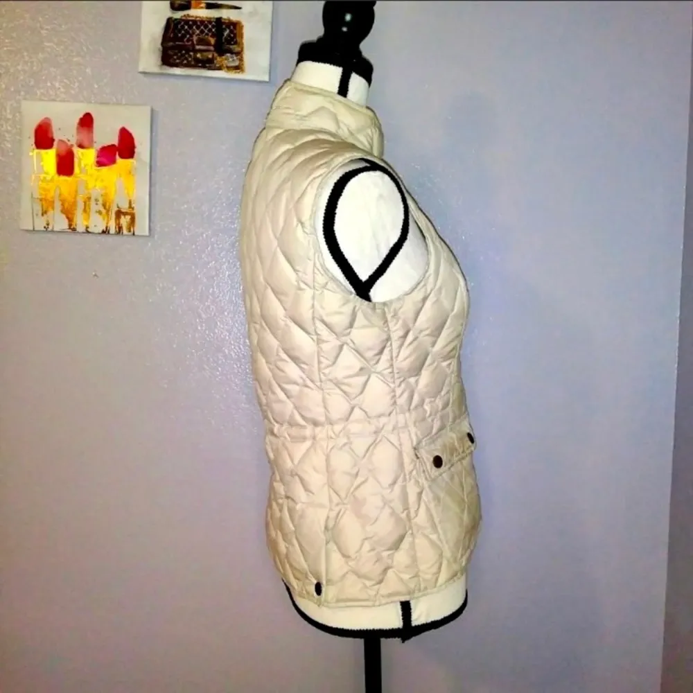 Eddie Bauer cream color Goose Down puffer Vest - Image 3